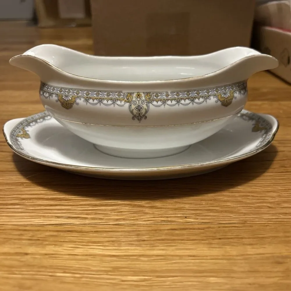 Vintage SCARCE 1920s NORITAKE THE REIMS gravy bowl boat attached plate #68467